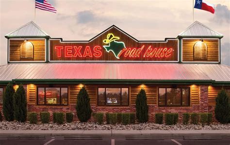 Does texas roadhouse offer aarp discounts - Get Exclusive Deals & Offers with Email Sign Up. Ongoing. 4. Bulk Gift Cards: Get 10% Off Orders $1000+. Ongoing. 5. Get Free Shipping on Texas Roadhouse Shop Orders $100+.